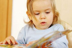 Ребенок учиться читать