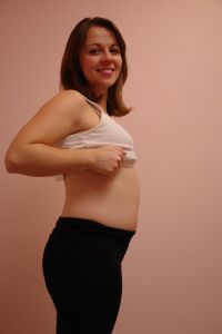 Живот на 11 неделе беременности