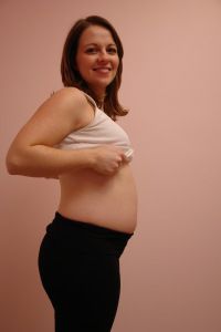 Живот на 15 неделе беременности