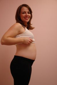 Живот на 16 неделе беременности