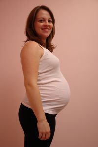 Живот на 30 неделе беременности