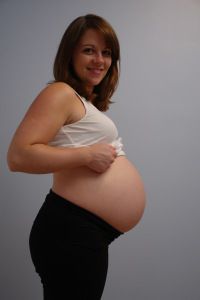 Живот на 33 неделе беременности