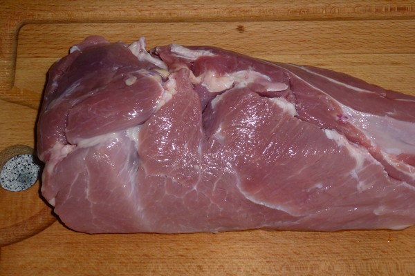 Кусок свиного мяса