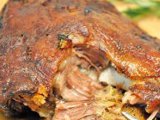 Запеченная баранья нога с ароматом вина и розмарина