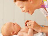 Нужно ли пеленать новорожденных?