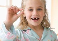 Когда молочные зубы меняются на постоянные?