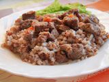 Блюдо из мяса и гречки быстрого приготовления