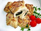 Шницели из индейки с яблоком и шпинатом