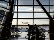 Более 90 стран ограничили въезд из Южной Кореи