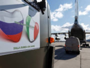 Губернатор раскритиковал недовольных помощью РФ