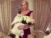 «Хайп ловит». Волочкову осудили за шоу с сухим льдом