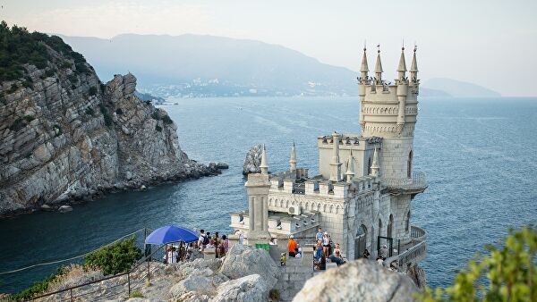В Крыму призвали воспринимать выходные как карантин