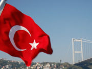 В Турции заметили атмосферу военного психоза