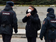 Названо число бесед полицейских с москвичами о самоизоляции