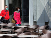 Первая страна в ЕС раскрыла план выхода из карантина