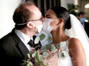 Супруги умерли в один день от коронавируса