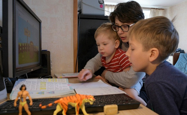 В РФ запускают образовательное вещание для старшеклассников