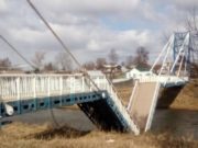 В российском регионе рухнул открытый Терешковой мост