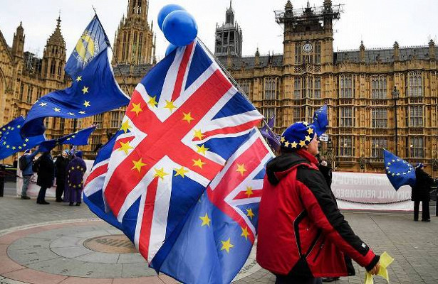 Британии и ЕС предсказали полный разрыв связей