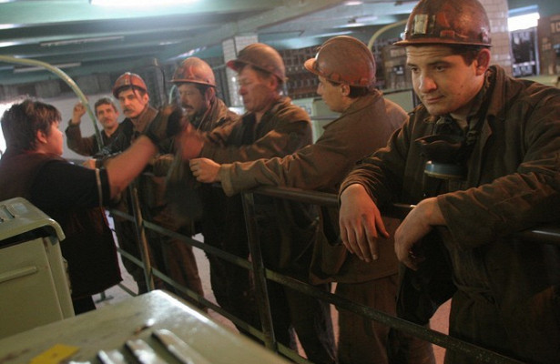 Массовое сокращение горняков начинается на шахте в Кузбассе
