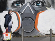 Названы три сценария развития пандемии