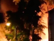 В РФ горит кафе на площади 600 квадратных метров