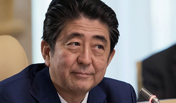 Абэ намерен провести референдум в Японии