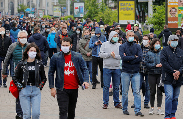 «Нам просто становится страшно». Жители Белоруссии — о ситуации в стране перед выборами