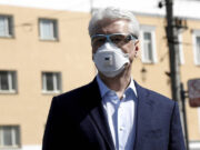 Собянин призвал москвичей привыкать к нормальной жизни