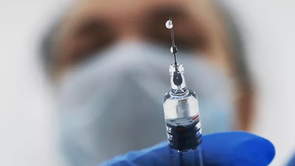США обвинили КНР в воспрепятствовании разработке вакцины