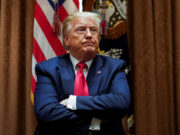 Трамп отказался запрещать полиции душить людей