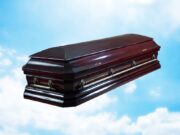 Какие критерии учитываются при выборе гроба для умершего