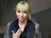 «Не пугайте людей»: Орбакайте затравили за фото в маске