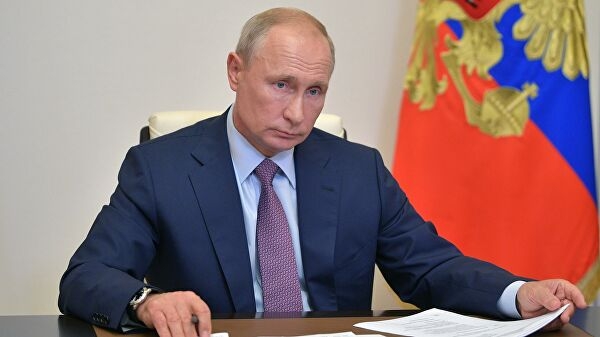 Путин отметил снижение доходов россиян