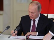 Путин подписал закон о трехдневномголосовании на выборах