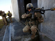 Сотни военных США появятся близ российских границ