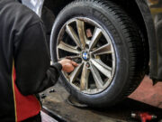 В Москве сотрудника автосервиса ограбили на 600 тысяч