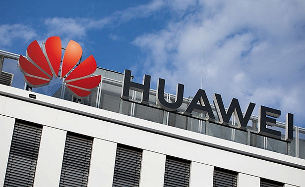 Huawei переходит на собственную ОС