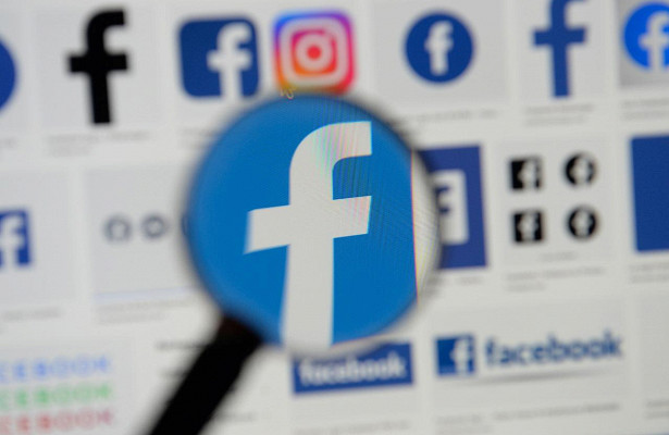 На Facebook подали в суд