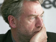 Троицкий призвал громить Лукашенко на БелАзах