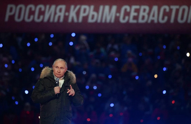 Путин поздравил россиян с годовщиной возвращения Крыма
