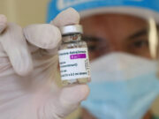 В проблемах с AstraZeneca обвинили Россию