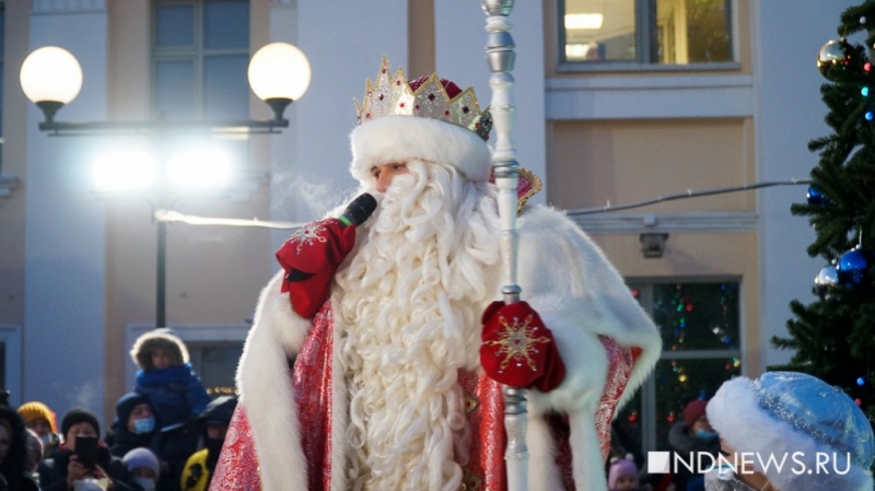 «Большой, добрый, а в бороде живет снегирь»: дети рассказали, каким увидели Деда Мороза из Великого Устюга (ФОТО, ВИДЕО)