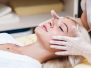 Кто такой косметолог? И как часто нужно его посещать?