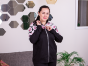 Трикотажные женские костюмы: создаем стильный образ на каждый день