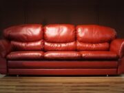Кожаный диван: все за и против покупки?