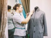 Как подогнать пальто по фигуре? Услуги ателье
