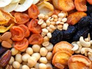 Не скучный рацион: самые вкусные и полезные конфеты из сухофруктов