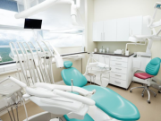 Стоматологические клиники: разновидности услуг, этапы лечения, когда требуется консультация стоматолога, как выбрать стоматологическую клинику