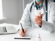 К какому наркологу обратится с проблемами